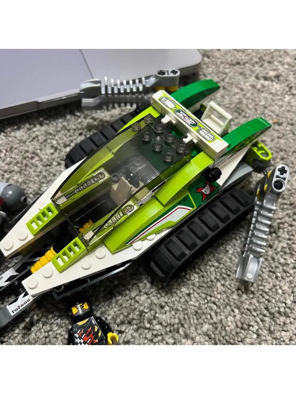 LEGO 8863 - World Racers - Blizzards Peak